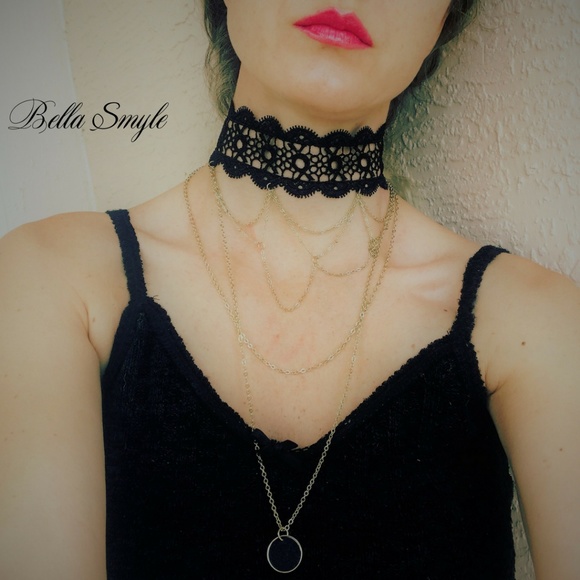 Victorian Multi Layer Pendant Lace Choker Necklace - Picture 5 of 5